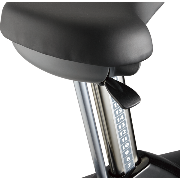 Вертикальный велотренажер Smith UCB570