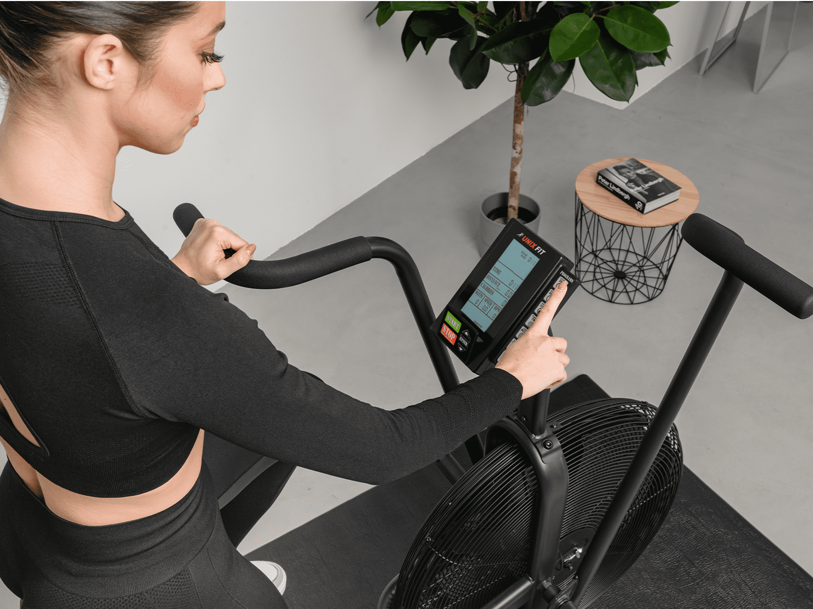Велотренажер UNIX Fit Techno AirBike
